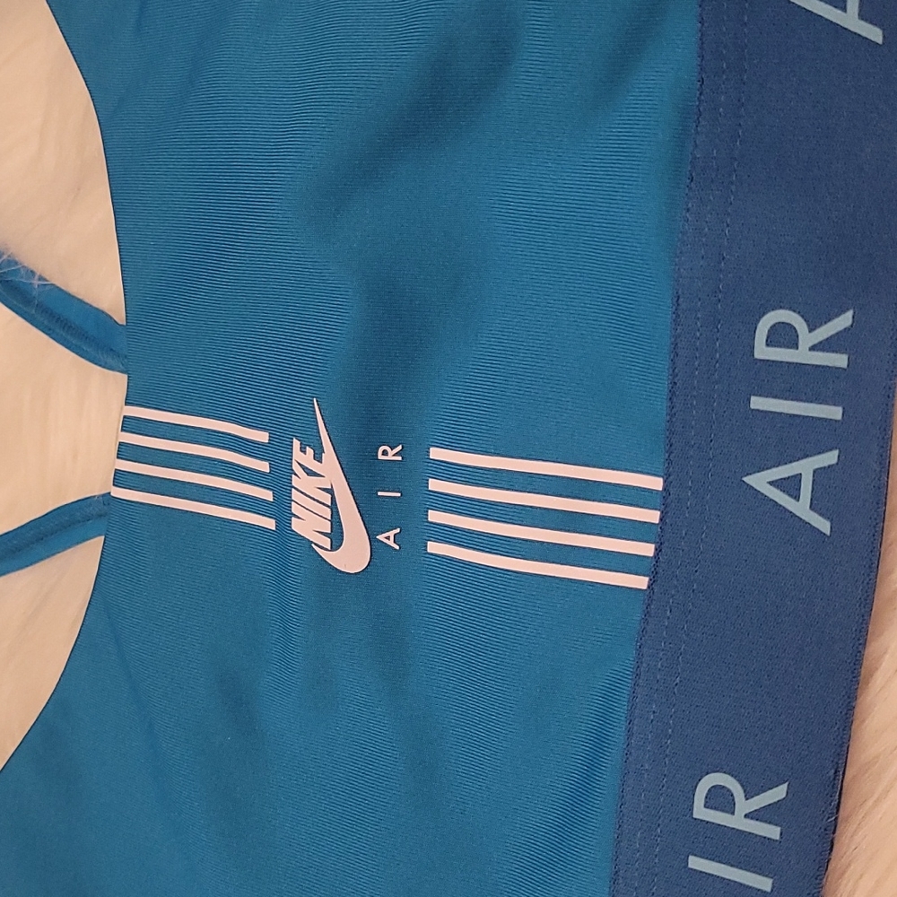 Nike Sports Bra - Picture 3 of 6